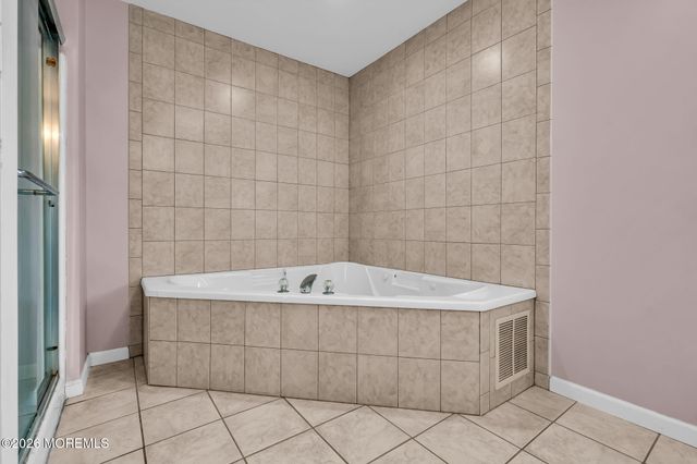 7 Musket Place, Toms River, NJ 08753