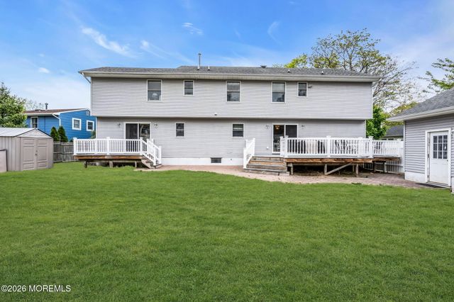 7 Musket Place, Toms River, NJ 08753