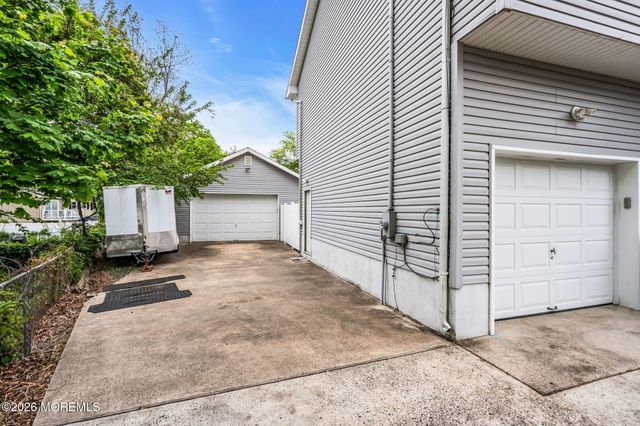 7 Musket Place, Toms River, NJ 08753