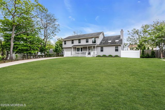7 Musket Place, Toms River, NJ 08753