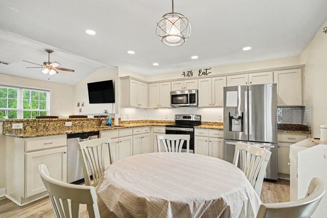 201 Holden Dr., Myrtle Beach, SC 29588