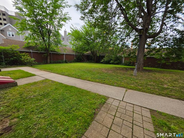 68-70 Morris Street 201, Hartford, CT 06114