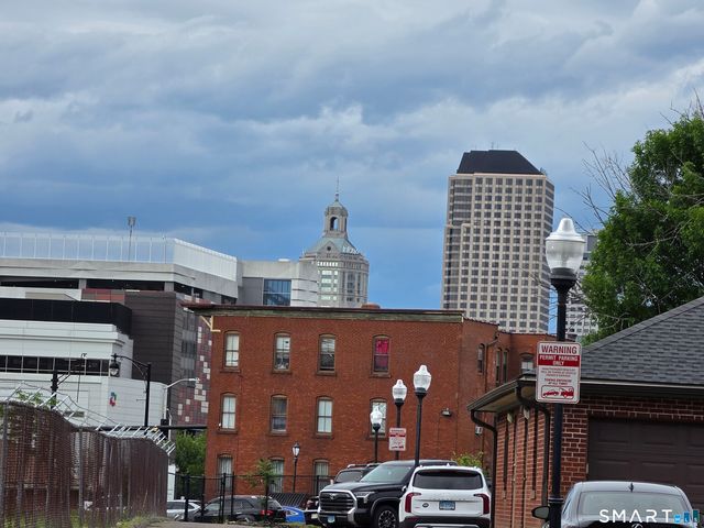 68-70 Morris Street 201, Hartford, CT 06114