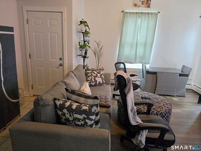 68-70 Morris Street 201, Hartford, CT 06114
