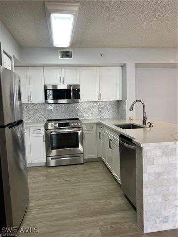 1210 Wildwood Lakes BLVD 206, Naples, FL 34104