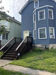 42 Taylor Avenue, Poughkeepsie, NY 12601