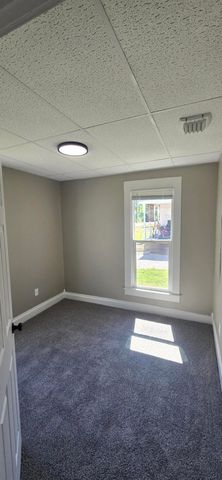 435 S ALLEN ST, Centralia, MO 65240