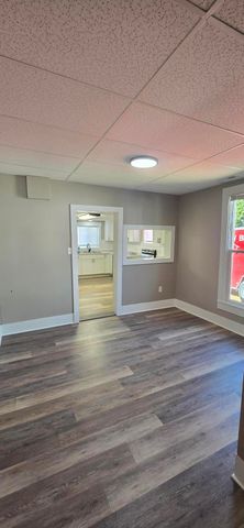 435 S ALLEN ST, Centralia, MO 65240