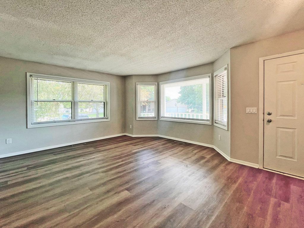 7887 Grinnell Way, Lakeville, MN 55044 — photo 5