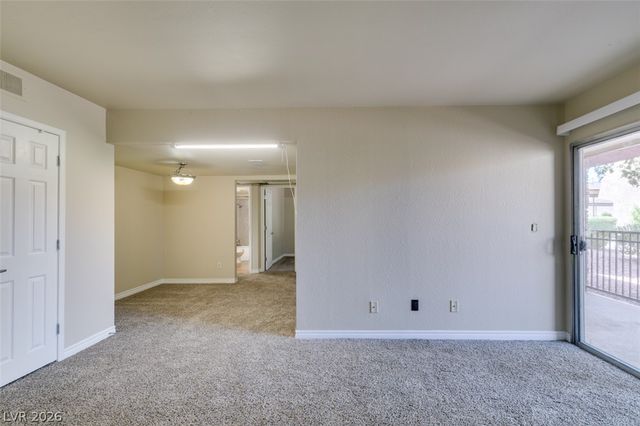 4450 Sandy River Drive 77, Las Vegas, NV 89103