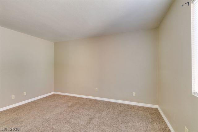 4450 Sandy River Drive 77, Las Vegas, NV 89103