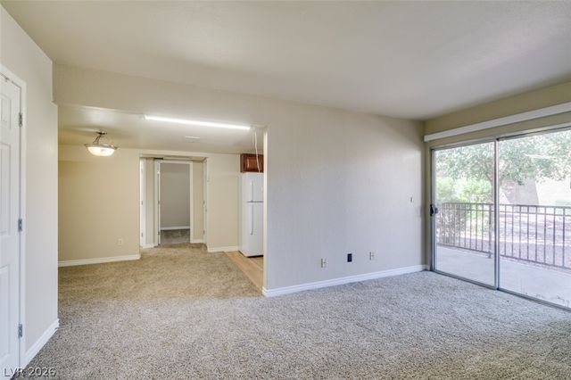 4450 Sandy River Drive 77, Las Vegas, NV 89103
