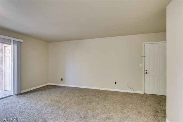 4450 Sandy River Drive 77, Las Vegas, NV 89103