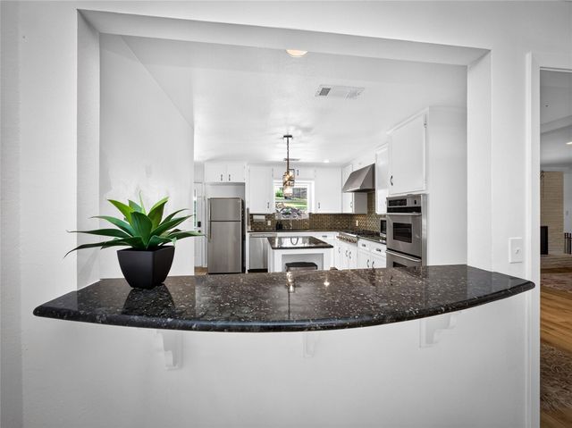 4901 Timberline DR, Austin, TX 78746