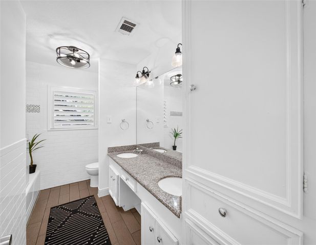 4901 Timberline DR, Austin, TX 78746