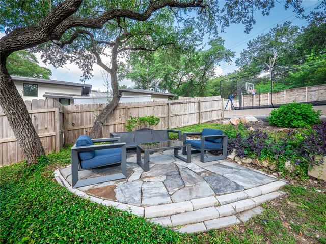 4901 Timberline DR, Austin, TX 78746