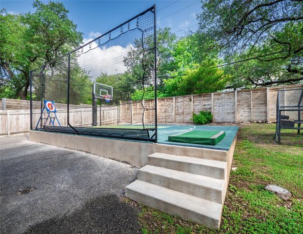 4901 Timberline DR, Austin, TX 78746