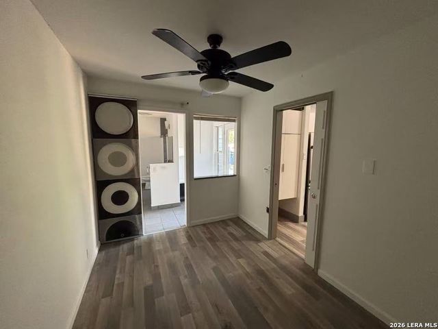 6810 Enchanted Springs Dr, San Antonio, TX 78249