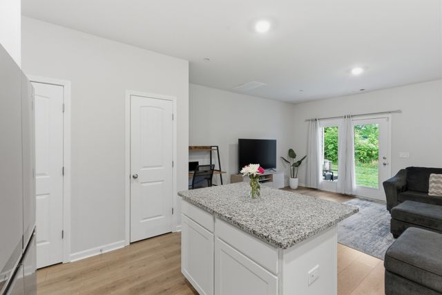 158 Grayson Cir, Chapel Hill, TN 37034