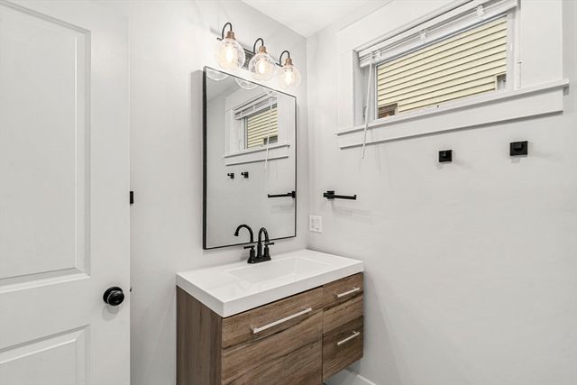 50 Cottage St 1, Chelsea, MA 02150