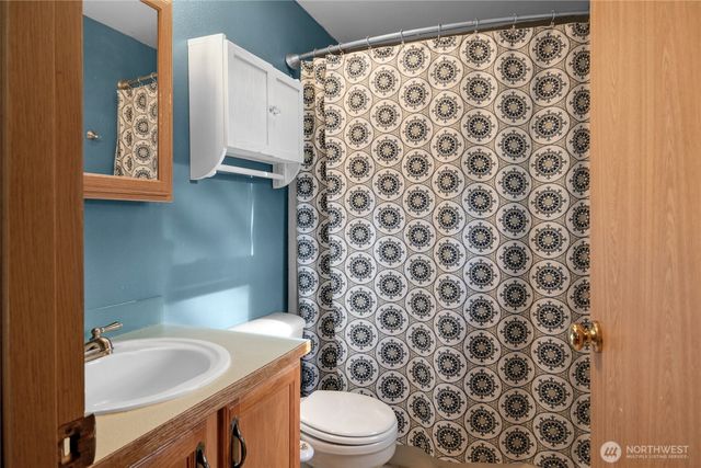 910 127th Street Ct E, Tacoma, WA 98445