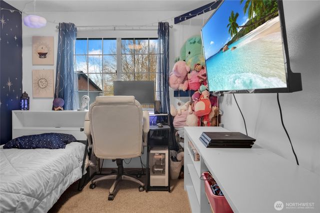 910 127th Street Ct E, Tacoma, WA 98445