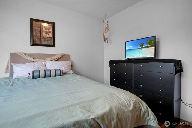 910 127th Street Ct E, Tacoma, WA 98445