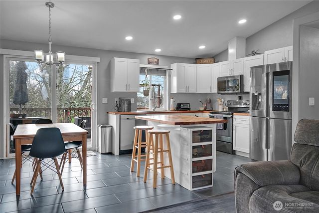 910 127th Street Ct E, Tacoma, WA 98445