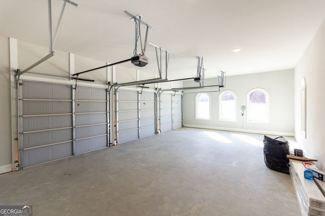 230 Waltham Way, Fayetteville, GA 30214