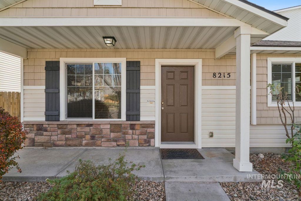 8215 W Grubstake, Boise, ID 83709 photo 3