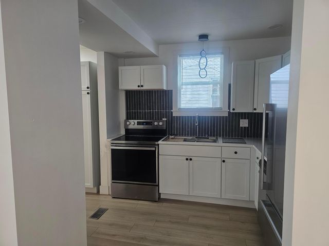 1472 E 25th Avenue, Columbus, OH 43211
