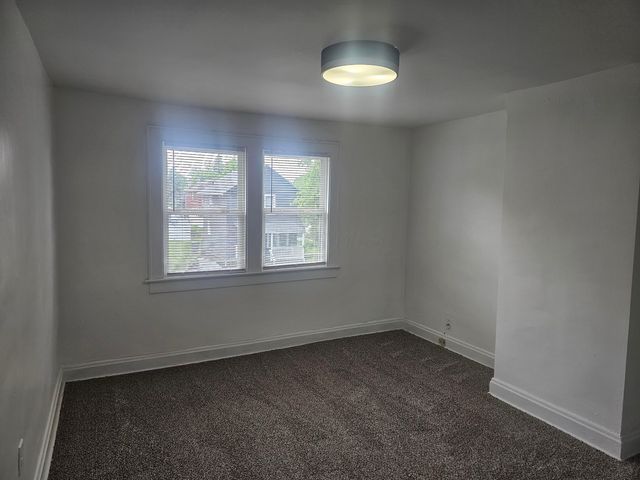 1472 E 25th Avenue, Columbus, OH 43211