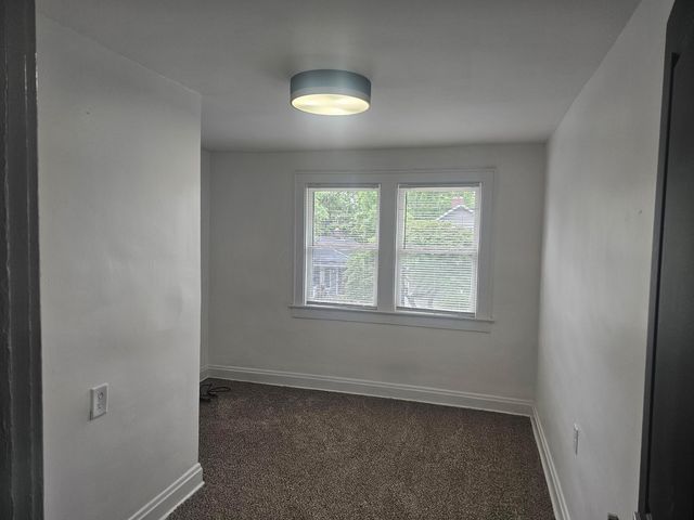 1472 E 25th Avenue, Columbus, OH 43211