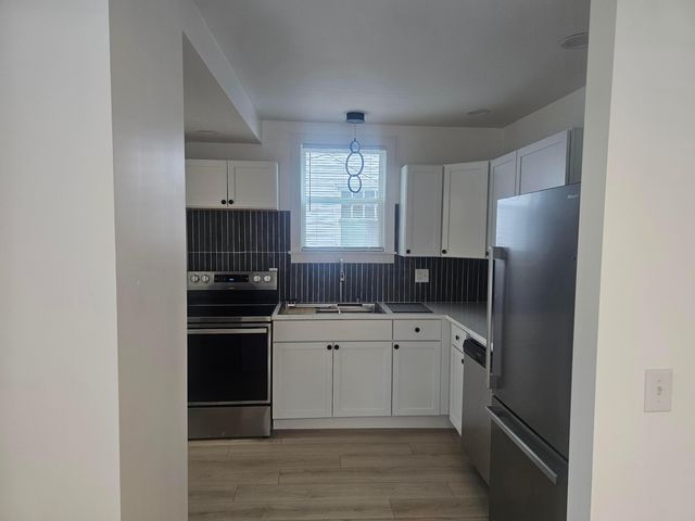 1472 E 25th Avenue, Columbus, OH 43211