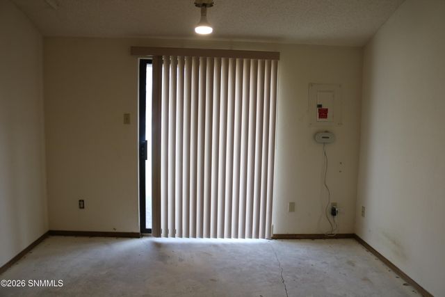 1156 N Willow Street, Las Cruces, NM 88001