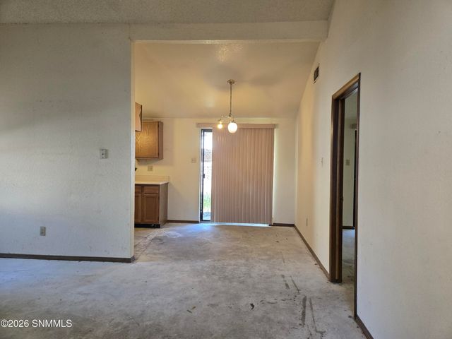 1156 N Willow Street, Las Cruces, NM 88001