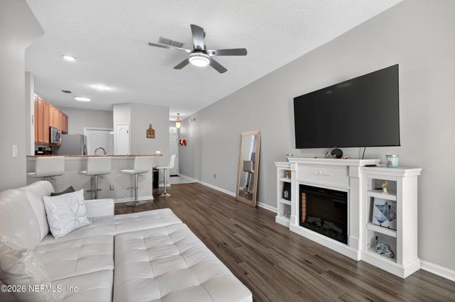 6078 BARTRAM VILLAGE Drive, Jacksonville, FL 32258