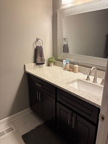 1127 Hertford Court 0, Wheaton, IL 60189