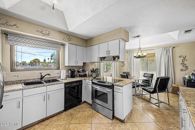 1610 N STAPLEY Drive 112, Mesa, AZ 85203