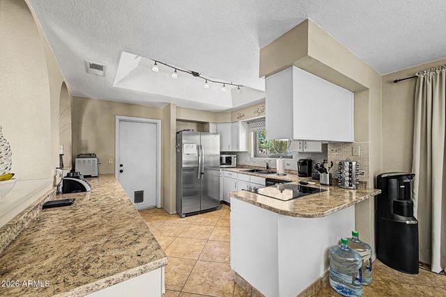 1610 N STAPLEY Drive 112, Mesa, AZ 85203