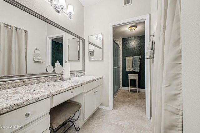 1610 N STAPLEY Drive 112, Mesa, AZ 85203