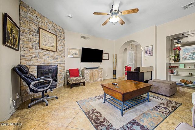 1610 N STAPLEY Drive 112, Mesa, AZ 85203