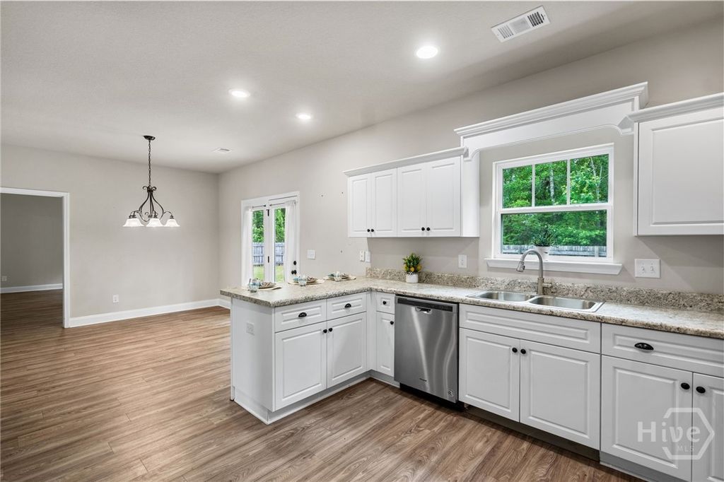 Image 18 of property listing at 211 Crosswinds Drive, Rincon, GA 31326
