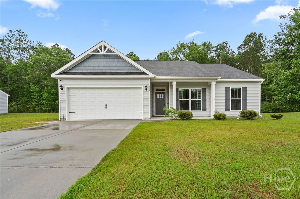 Image 2 of property listing at 211 Crosswinds Drive, Rincon, GA 31326