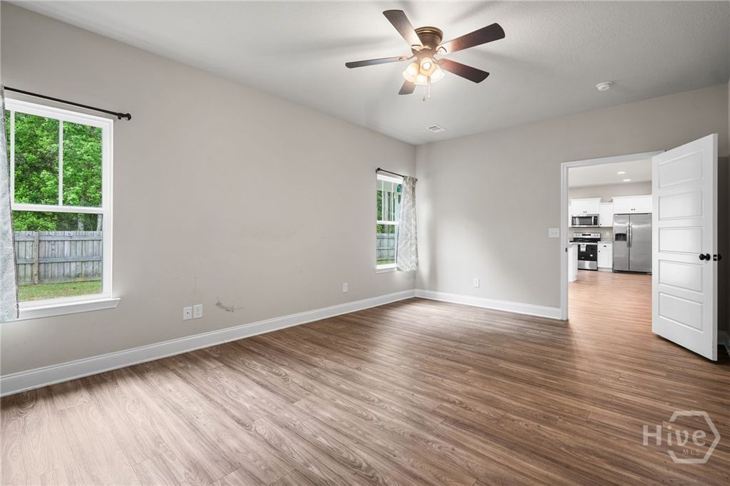 Image 27 of property listing at 211 Crosswinds Drive, Rincon, GA 31326