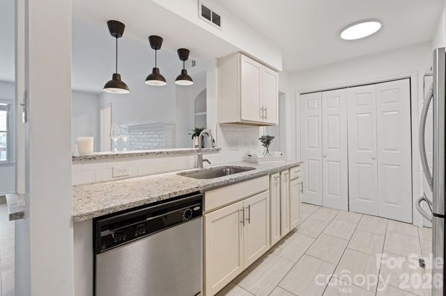 3505 Colony Crossing Drive, Charlotte, NC 28210