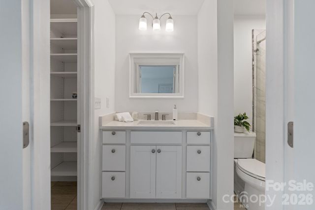 3505 Colony Crossing Drive, Charlotte, NC 28210