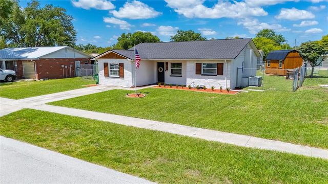 6145 17TH STREET, Zephyrhills, FL 33542