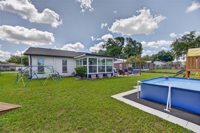 6145 17TH STREET, Zephyrhills, FL 33542