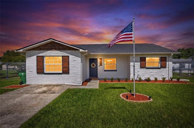 6145 17TH STREET, Zephyrhills, FL 33542